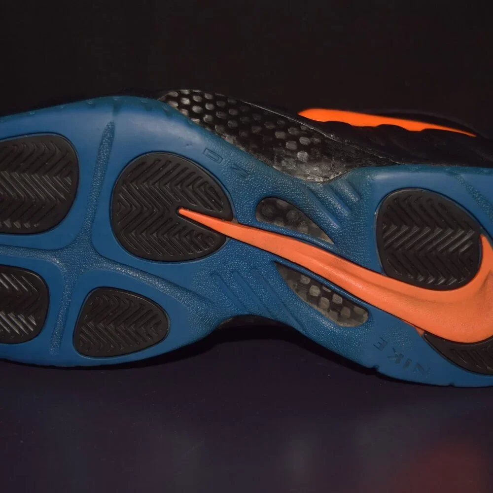 Nike Foamposite Pro Knicks - Picture 7 of 9